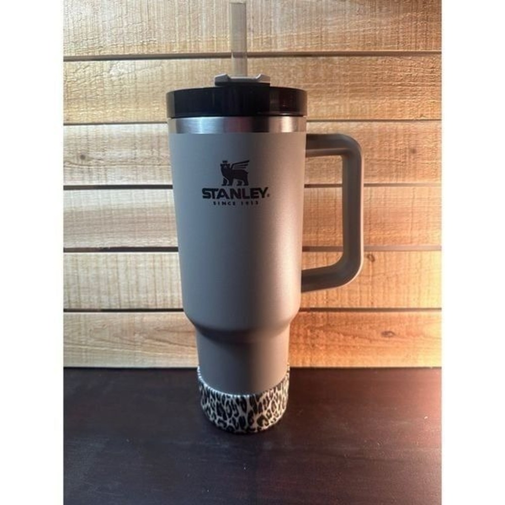 Stanley Adventure Quencher "OG" SILT upgraded W custom lid & leopard boot